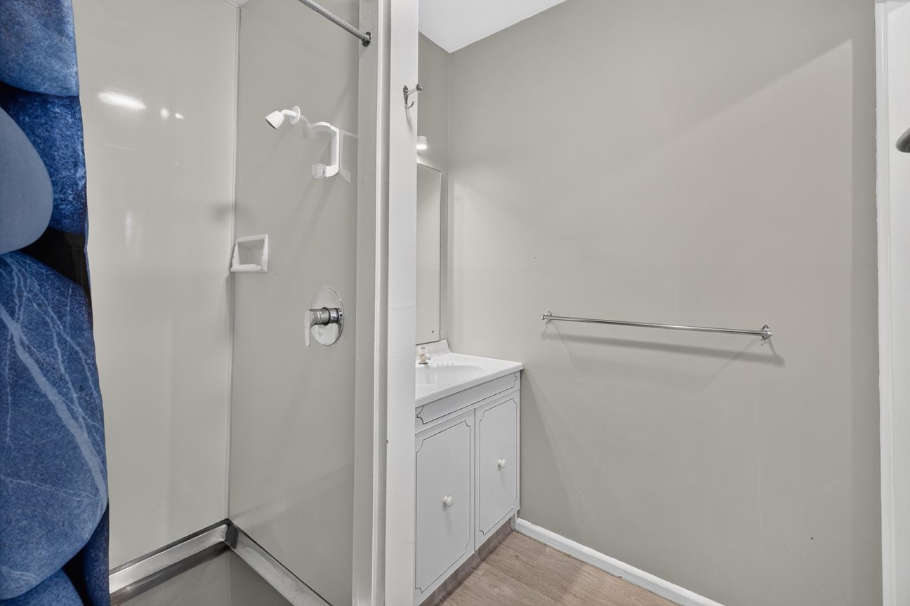 Fully Furnished One Bedroom Unit - Widok 5