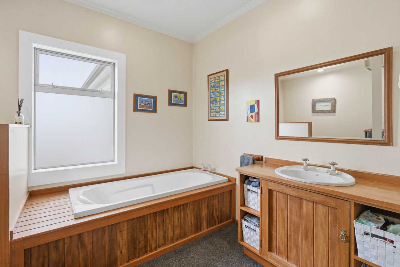 More Than a Home, A Piece of Gore's History - Altro