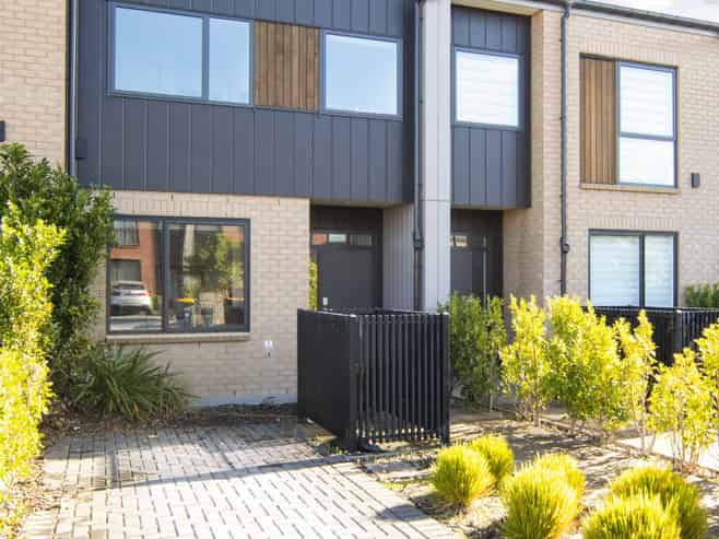 6 Oma Hoiho Place, Westgate