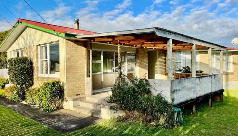 10 Thomas Place, Waihi