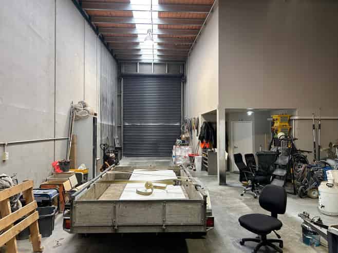 Industrial Unit with Yard