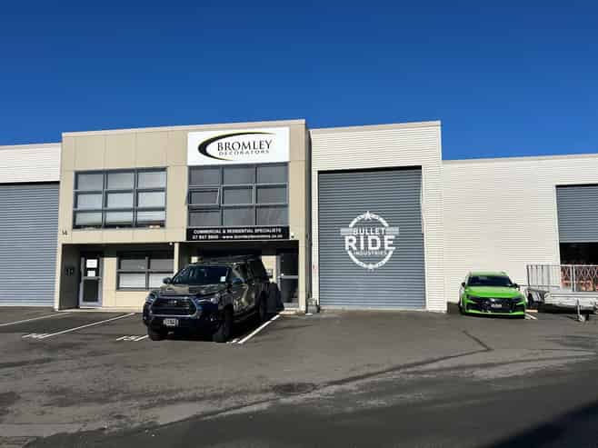 Industrial Unit with Yard
