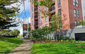 414/1817A Great North Road, Avondale