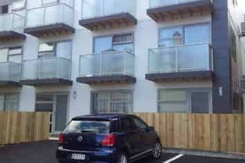 2/25C London Street, Dunedin Central