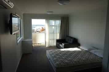 2/25C London Street, Dunedin Central