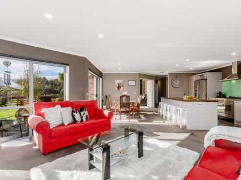 84 Gilbert Road, Kaitoke