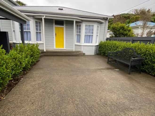 77 Nottingham Street, Karori