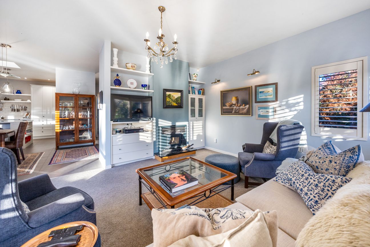 CLASSY, GORGEOUS FAMILY LIVING IN TITIRANGI! - Vaade 6