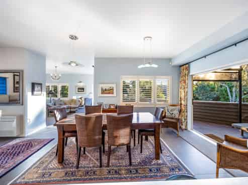33 Chamari Close, Titirangi