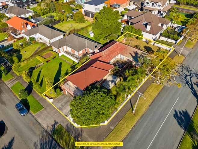 RC Imminent for 5 Architecturally Designed Family Homes | Premium Glendowie Corner Site