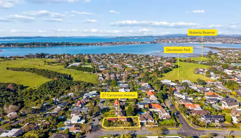 27 Carnarvon Avenue, Glendowie