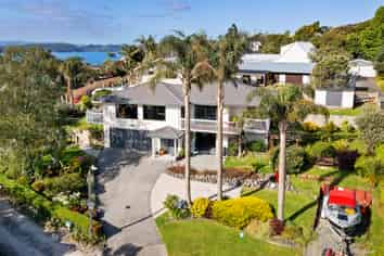 30 Gerontius Lane, Snells Beach