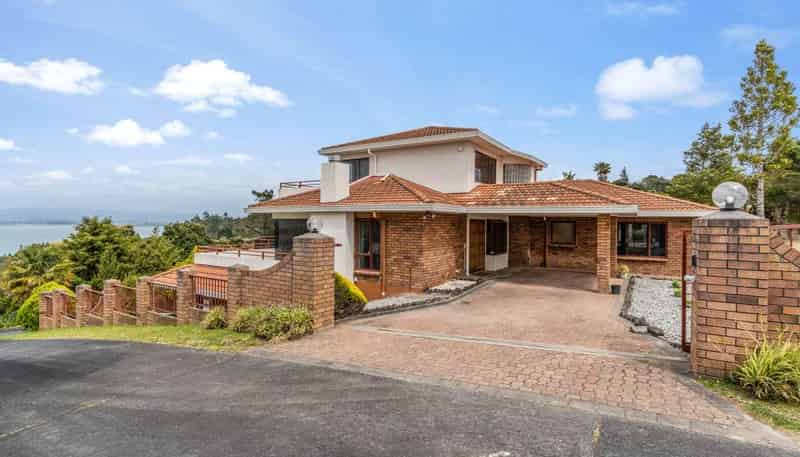 75 Onetaunga Road, Birkenhead