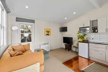 7 Tonks Grove, Te Aro