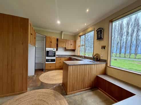 610 Grove Bush Woodlands Road, Mabel Bush