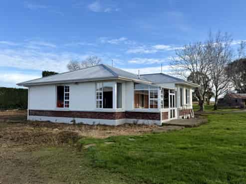 610 Grove Bush Woodlands Road, Mabel Bush