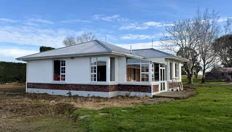 610 Grove Bush Woodlands Road, Mabel Bush