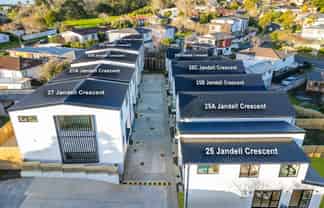 25A Jandell Crescent, Bucklands Beach