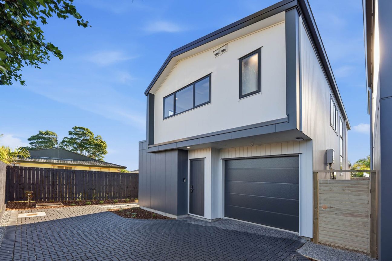 Elite School Zones & Coastal Luxury - Aanzicht 2