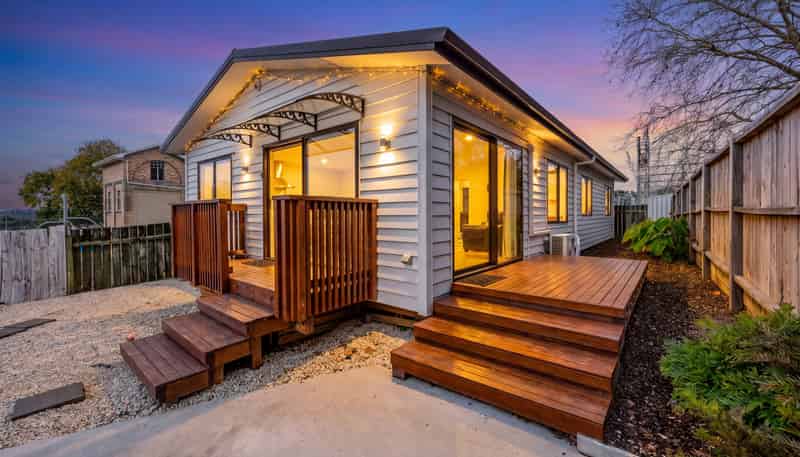 22A Lincoln Park Avenue, Massey