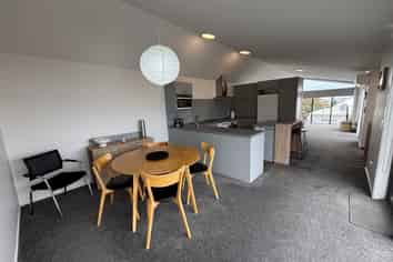 2/79 Beachville Road, Redcliffs