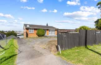 69 Arimu Road, Papakura
