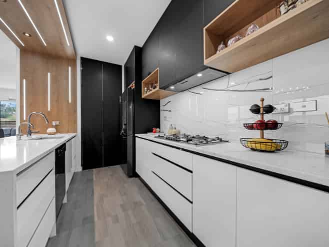 2A Ballyalton Crescent, Flat Bush