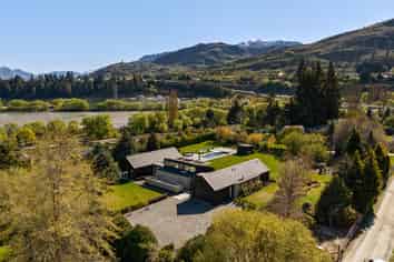 35A Old School Road, Lower Shotover