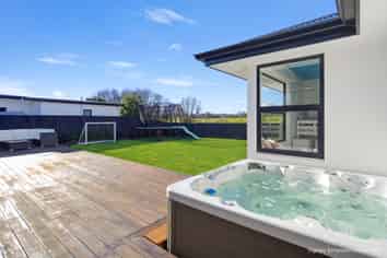 89 Daelyn Drive, Richmond