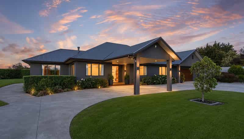 16A Roger Renall Avenue, Lansdowne