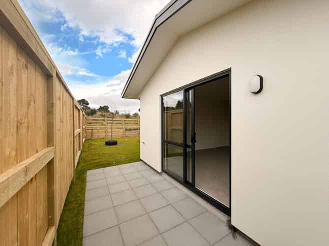 20B Neinei Place, Wharewaka