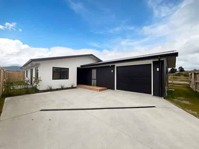 20B Neinei Place, Wharewaka