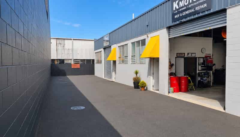 B + C/10 Hillside Road, Wairau Valley