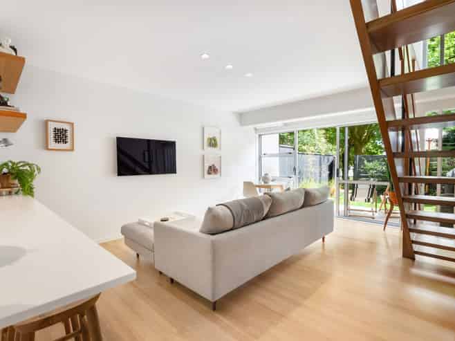 2/145 Howe Street, Freemans Bay