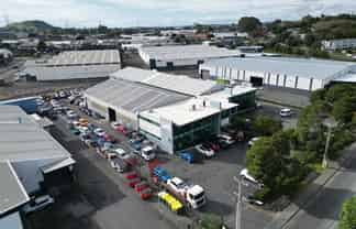 Mt Wellington Warehouse with Large Yard