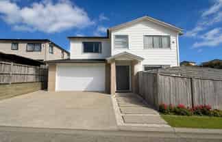62 Lime Hill Rise, Flat Bush