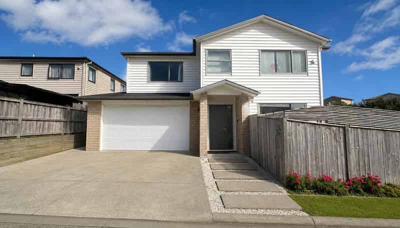 62 Lime Hill Rise, Flat Bush