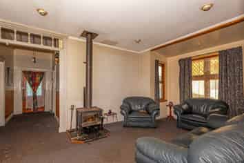 12 Johnston Street, Foxton
