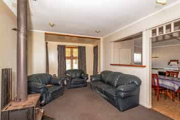 12 Johnston Street, Foxton