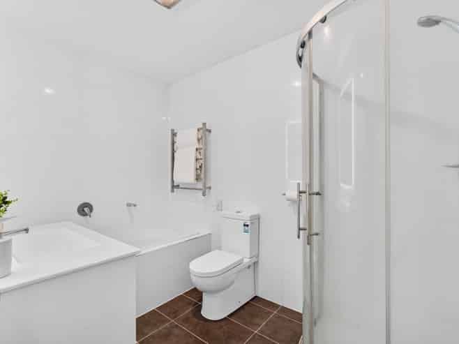 62 Pencaitland Drive, Flat Bush