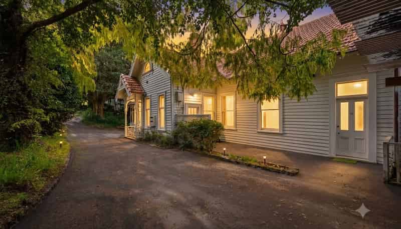 74 Gillies Avenue, Epsom