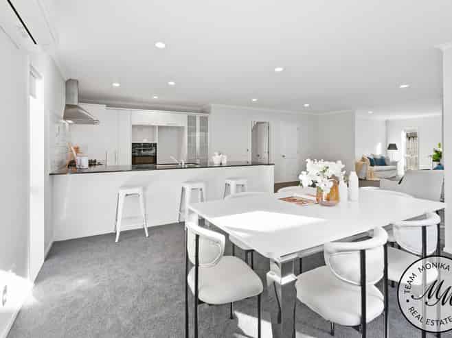90 Jeffs Road, Flat Bush
