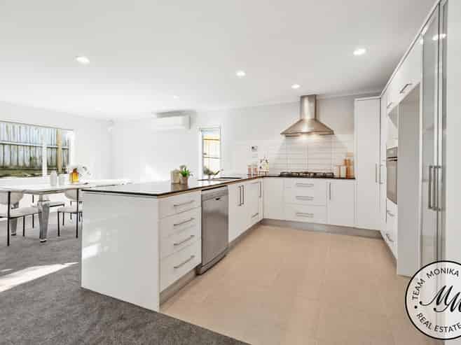 90 Jeffs Road, Flat Bush
