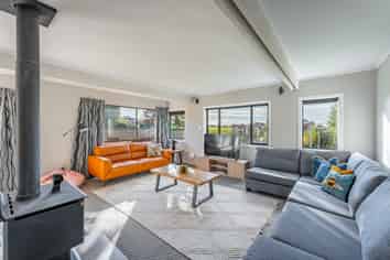 85 Poplar Street, Gleniti