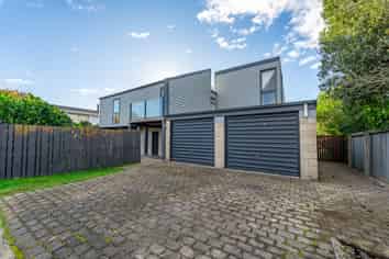 85 Poplar Street, Gleniti