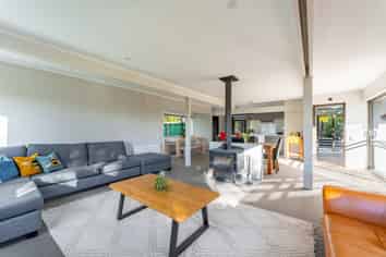 85 Poplar Street, Gleniti