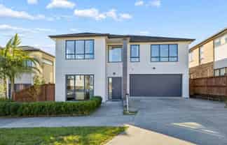12 Hangahai Road, Flat Bush