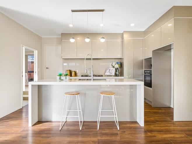12 Hangahai Road, Flat Bush