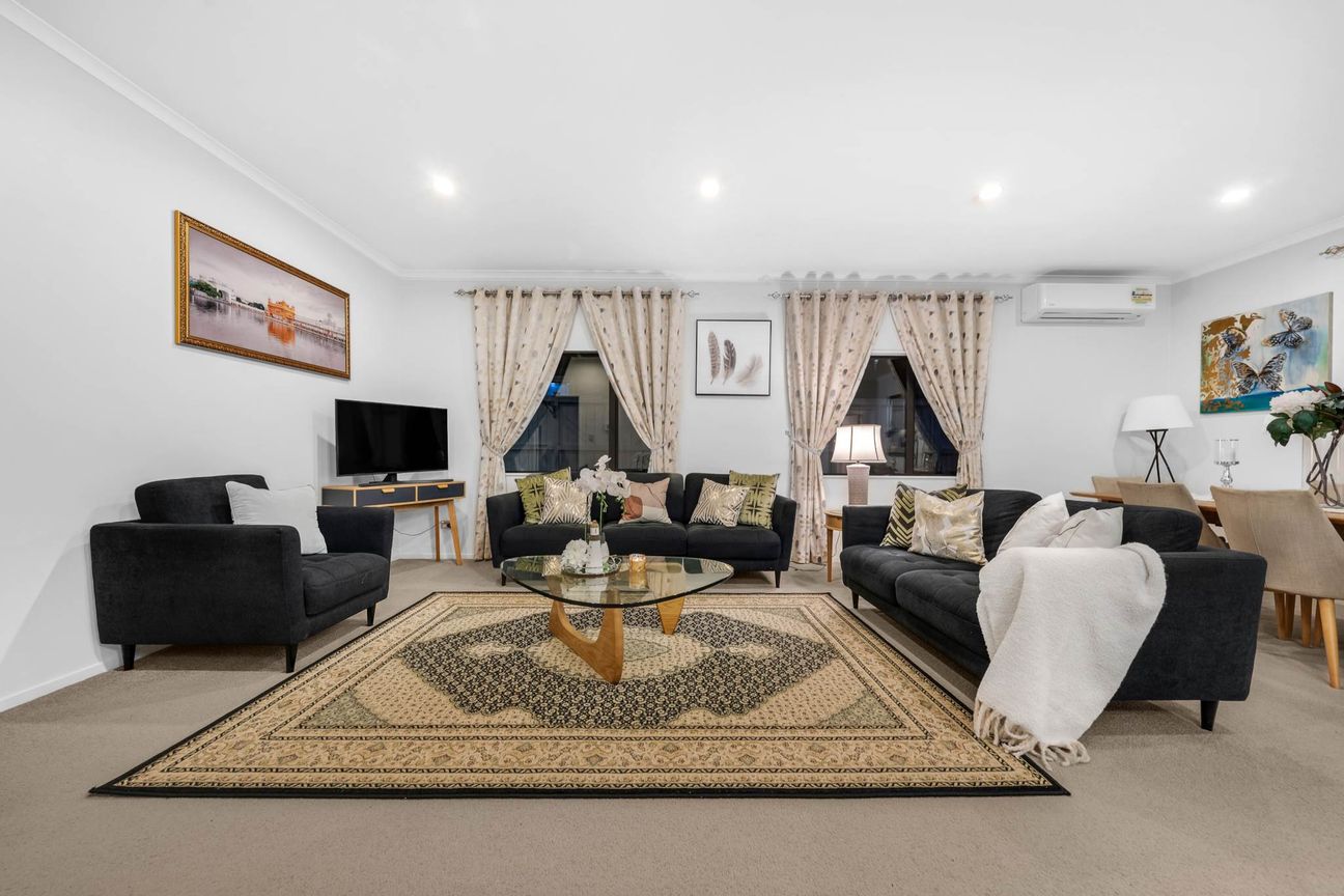 Solid Brick Family Living in a Prime Location – pohled 2