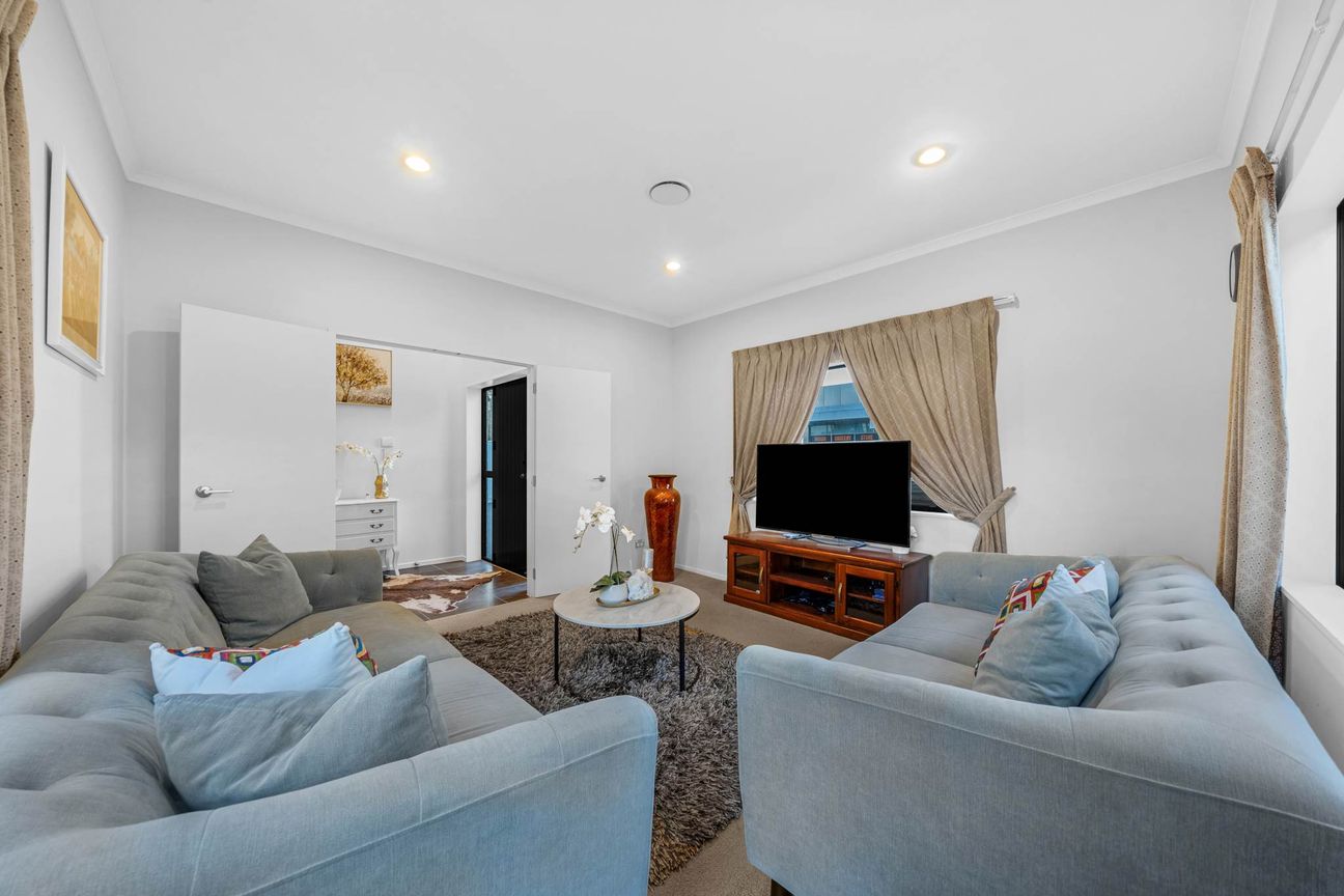 Solid Brick Family Living in a Prime Location – pohled 5